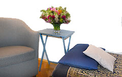 Sessel und Couch für Einzeltherapie